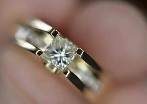 diamonds make tricky subjects-ring-800.jpg