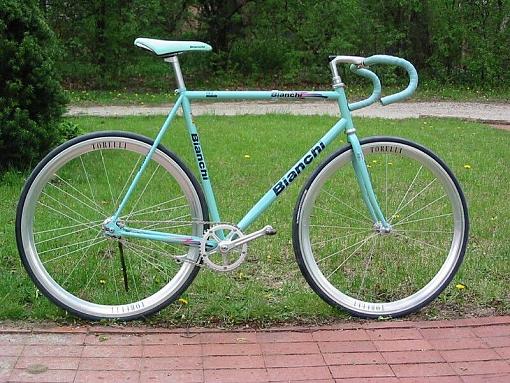 How about a bike thread? - the kind with pedals-pista-800.jpg