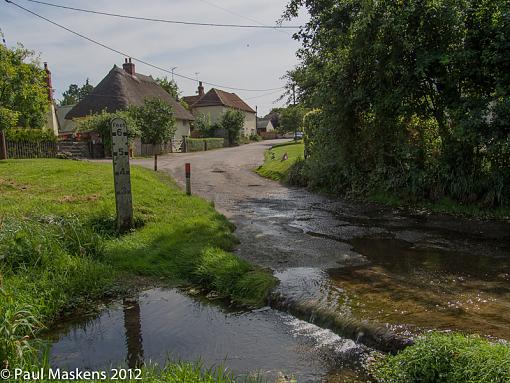 OM-D walkabout-_1114711.jpg