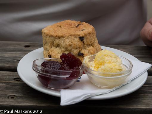 Cream tea-_2265277.jpg